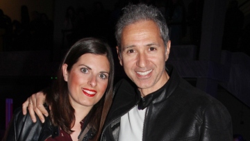 Δημήτρης Κόκοτας: Είναι λίγο πιο συχνές οι αντιδράσεις του, όταν ακούει εμένα και το παιδί μας, είπε η σύζυγός του