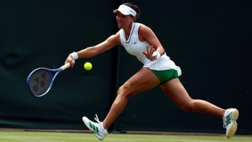 Η Πεγκούλα αποχαιρέτησε νωρίς το Wimbledon - Ήττα 2-0 και αποκλεισμός από το Νο116 της κατάταξης, την Ιταλίδα Κοτσιαρέτο - Βίντεο
