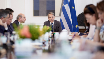 ΟΠΕΚΕΠΕ: Κυβερνητική επιχείρηση απεγκλωβισμού με προαναγγελία διεκδίκησης παράνομων επιχορηγήσεων