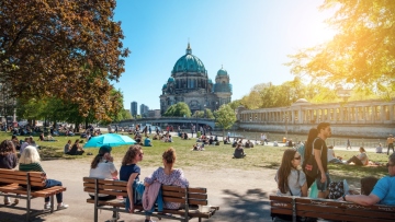 Ο καύσωνας υποχωρεί στη Γαλλία και μετακινείται προς τη Γερμανία