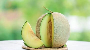 Πώς καταλαβαίνουμε ότι είναι ώριμο το πεπόνι πριν το κόψουμε