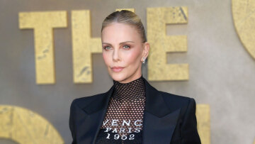 Σαρλίζ Θερόν: Έκλεψαν το αυτοκίνητό της από το σπίτι της στο Λος Άντζελες