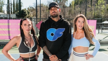 Νικ Κύργιος: Παρουσιάζει ριάλιτι στο OnlyFans TV μαζί με δύο πορνοστάρ - Δείτε βίντεο