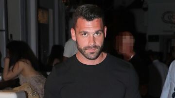 Στάθης Σχίζας για τα στιγμιότυπα με την Ιωάννα Τούνη στη Μύκονο: Είμαι αυθόρμητος, δεν σκέφτομαι αν με τραβάει μια κάμερα