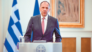 Γεραπετρίτης για την άτυπη πενταμερή: Εξαιρετικά παραγωγική η συζήτηση, προστέθηκαν και νέα ΜΟΕ