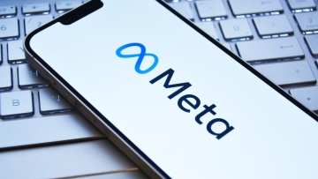 Η Meta υπέρ του ελληνικού σχεδίου για την καθιέρωση ενιαίας ψηφιακής ηλικίας ενηλικίωσης