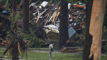 Τουλάχιστον 70 οι νεκροί από τις πλημμύρες στο Τέξας - Ζώνη μείζονος καταστροφής η κομητεία Κερ, δείτε βίντεο