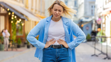 Γαστρεντερίτιδα ή τροφική δηλητηρίαση; Ο ειδικός εξηγεί τις διαφορές