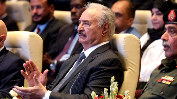 Πώς ο Χαφτάρ ανάγκασε την ευρωπαϊκή αποστολή για το μεταναστευτικό να φύγει από τη Βεγγάζη - Όλο το παρασκήνιο