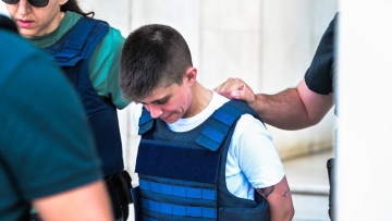 Η Ειρήνη Μουρτζούκου κυκλοφορούσε εδώ και μέρες στην Ομόνοια - Πώς έγινε η σύλληψή της στο ξενοδοχείο, τι λένε κάτοικοι
