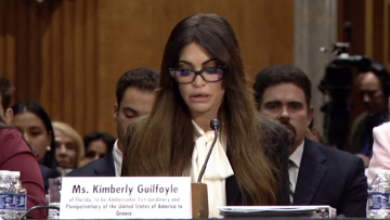 Η Κίμπερλι Γκιλφόιλ πέρασε από ακρόαση στη Γερουσία για τη θέση της πρέσβειρας των ΗΠΑ στην Αθήνα - Δείτε βίντεο