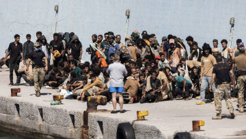 Πλεύρης: Προχωράμε σε δραστική μείωση των επιδομάτων όσων παίρνουν άσυλο - «Ζήτησα να επανεξεταστεί και το μενού στις δομές»