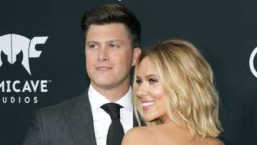 Κόλιν Τζοστ για το φιλί του Τζόναθαν Μπέιλι με τη σύζυγό του Σκάρλετ Γιόχανσον: «Υποθέτω ότι τώρα πρέπει να φιληθούμε κι εμείς;»