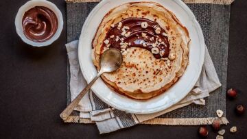 Φτιάχνουμε κρέπες: τα μυστικά για να μη σβολιάσει η ζύμη