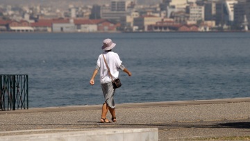 Καιρός: Με περιορισμένη αστάθεια και πτώση της θερμοκρασίας ξεκινάει η εβδομάδα