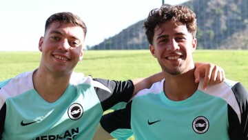 Εκτός αποστολής από την πρεμιέρα Κωστούλας και Τζίμας - Τι δήλωσε ο προπονητής της Μπράιτον 