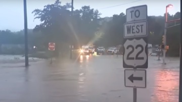 ΗΠΑ: Καταρρακτώδεις βροχές και πλημμύρες σε Νέα Υόρκη και Νιού Τζέρσεϊ - Ανεστάλησαν πτήσεις, προβλήματα στο Μετρό