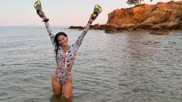 Χριστίνα Μπόμπα: Το φωτογραφικό άλμπουμ από τις οικογενειακές διακοπές της στην Πάρο