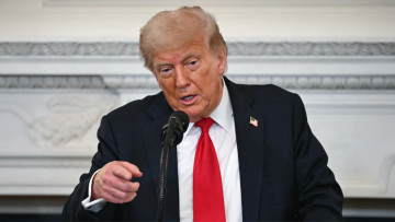 
«Ο Τραμπ εργάζεται  για να σταματήσει η αιματοχυσία, δεν ζήτησε να χτυπηθεί η Μόσχα» - Ο Λευκός Οίκος διαψεύδει τους Financial Times