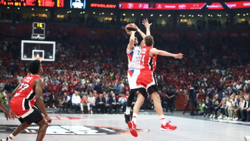 Η Euroleague καλωσόρισε τον Μίτσιτς με το buzzer beater εναντίον του Ολυμπιακού στο Final 4 του 2022 - Βίντεο