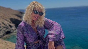 Στην Αστυπάλαια η Ελεωνόρα Ζουγανέλη - «Κάθε φορά με ξετρελαίνει»