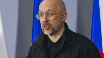 Αλλαγές στην κυβέρνηση του Κιέβου: Ο Ζελένσκι ορίζει τον Σμιχάλ νέο υπουργό Άμυνας