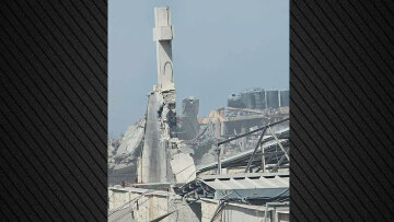 Γάζα: Τουλάχιστον δύο νεκροί μετά τον βομβαρδισμό της καθολικής εκκλησίας, δείτε βίντεο και φωτογραφίες