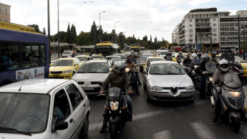 Live η κίνηση τώρα: Μεγάλη ταλαιπωρία σε Κηφισό, Αττική Οδό και Σκαραμαγκά - Στο κόκκινο το κέντρο της Αθήνας 
