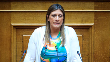 Η Κωνσταντοπούλου «είδε» συγκάλυψη στο ατύχημα με τον προαστιακό στην Πάτρα! 