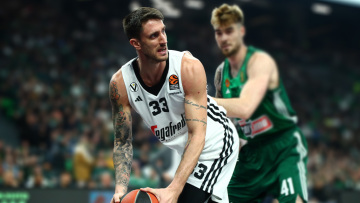 Ακίλε Πολονάρα: «Είμαι έτοιμος για τη μεταμόσχευση, τα λέμε σύντομα στο παρκέ»
