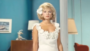 Αλίκη Βουγιουκλάκη: Σαν σήμερα γεννήθηκε η ηθοποιός - Το ξεχωριστό αφιέρωμα της Φίνος Φιλμ
