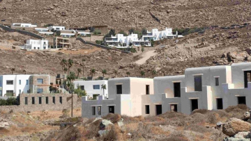Μύκονος: Σαρώνουν οι πλειστηριασμοί το νησί – Έξι βίλες στο σφυρί