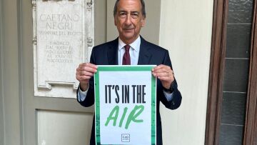 Σε σκάνδαλο παράνομης δόμησης «μπλεγμένος» ο δήμαρχος του Μιλάνου- Καλούνται σε απολογία 74 άτομα