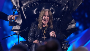 Όζι Όσμπορν: Η ζωή και η κληρονομιά του «πρίγκιπα του σκότους» - Οι Black Sabbath, το reality σόου και το διπλό Hall of Fame