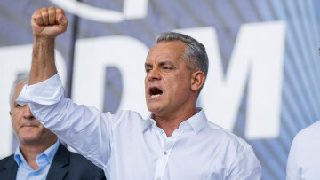 Συνελήφθη στην Ελλάδα  Μολδαβός μεγαλοκαταχραστής - Ήταν αρχηγός κόμματος, είχε κλέψει πάνω από 1 δισ. δολάρια