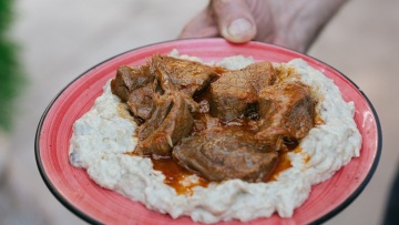 Χουνκιάρ μπεγιεντί από την ταβέρνα Βάθης