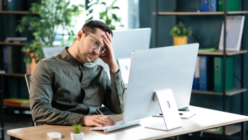 ΑΙ και εργασία: Χρήσιμο εργαλείο ή ένας τρόπος να δουλεύουμε απλά περισσότερο;