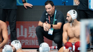 Βλάχος: Το να ανεβαίνεις στο βάθρο είναι ευλογία, αξίζαμε να μη φύγουμε με άδεια χέρια από εδώ - Βίντεο