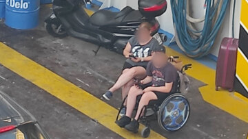 Παιδί ΑμεΑ ταξίδεψε σε γκαράζ ferry boat από Θάσο εν μέσω καύσωνα - Τι καταγγέλλει επιβάτιδα
