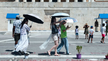 Ένας από τους ισχυρότερους καύσωνες της τελευταίας 15ετίας αυτός που διανύουμε, λέει ο Καλλιάνος