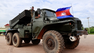 Η Καμπότζη απαιτεί «άμεση και άνευ όρων» κατάπαυση του πυρός με την Ταϊλάνδη
