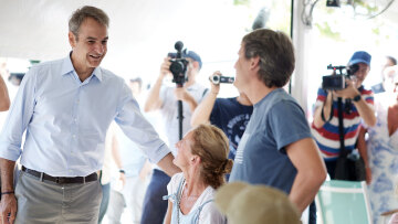 Κυριάκος Μητσοτάκης από Σκιάθο: Κλείνουμε τα αφτιά στην τοξικότητα και εργαζόμαστε για λύσεις