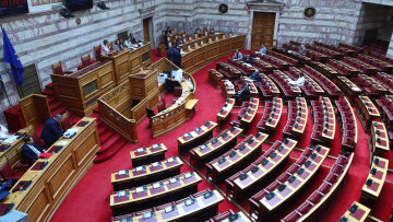 Η Βουλή καλείται να αποφασίσει υπό συνθήκες σφροδρής σύγκρουσης: Εξεταστική ή Προανακριτική για τον ΟΠΕΚΕΠΕ