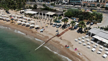 Μυστήριο με το νεκρό κοριτσάκι σε παραλία στο Παλαιό Φάληρο, φορούσε μαγιό αλλά όχι μπρατσάκια - Η νεκροψία θα ρίξει φως στην υπόθεση