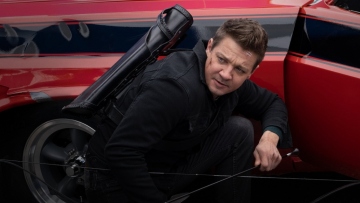 O Τζέρεμι Ρένερ θέλει να επιστρέψει στο κινηματογραφικό σύμπαν της Marvel - «Το σώμα μου ετοιμάζεται»