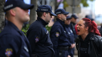 Έξι συλλήψεις στη Σερβία για την τραγωδία στο Νόβι Σαντ – Μεταξύ τους και πρώην υπουργός, καταζητείται άλλος ένας
