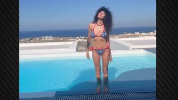 Η Μαρία Σολωμού συνεχίζει τις διακοπές της στη Σαντορίνη: «Στο χωριό» γράφει