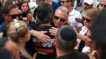 Γουίτκοφ σε οικογένειες ομήρων στη Γάζα: Έχουμε σχέδιο να τερματίσουμε τον πόλεμο και να τους φέρουμε όλους πίσω