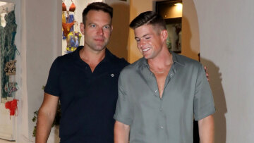 Στη Ζάμπια για έναν γάμο ο Κασσελάκης μαζί με τον Τάιλερ - Δείτε φωτογραφίες
