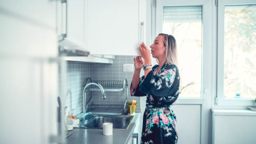 Καρκίνος πνεύμονα: Ο σοβαρός κίνδυνος που «κρύβεται» στο ντουλάπι της κουζίνας